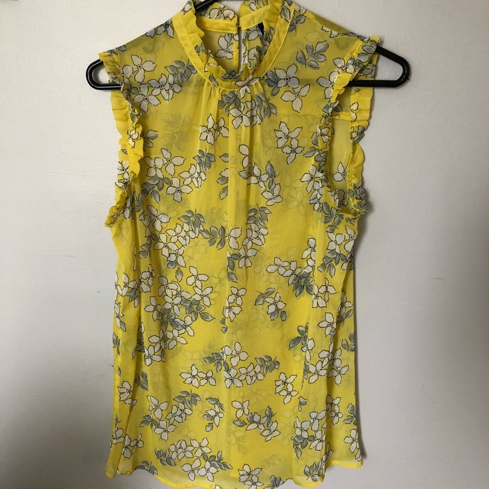 Yellow Medium Top
